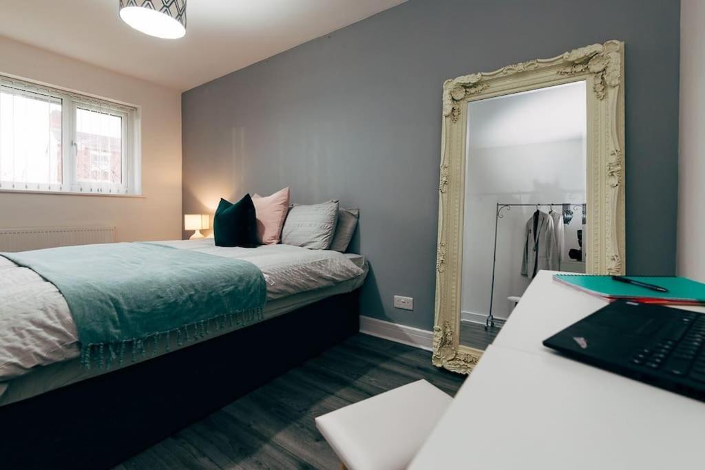 Park & Relax In 1Bd Central Liverpool Home Εξωτερικό φωτογραφία