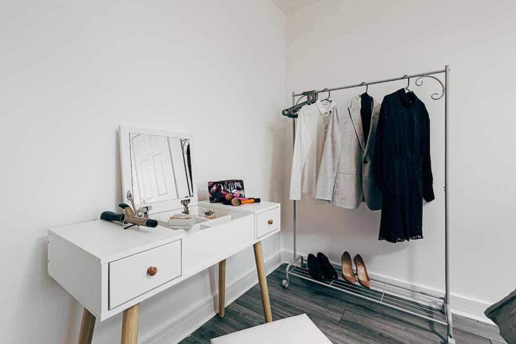 Park & Relax In 1Bd Central Liverpool Home Εξωτερικό φωτογραφία