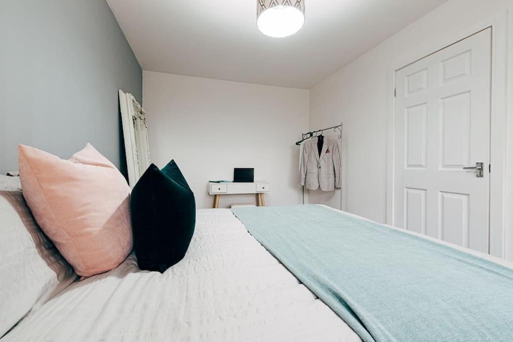 Park & Relax In 1Bd Central Liverpool Home Εξωτερικό φωτογραφία
