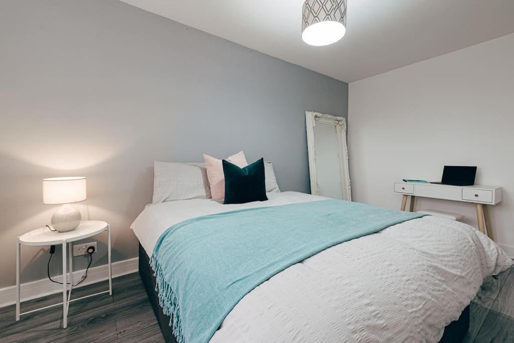 Park & Relax In 1Bd Central Liverpool Home Εξωτερικό φωτογραφία