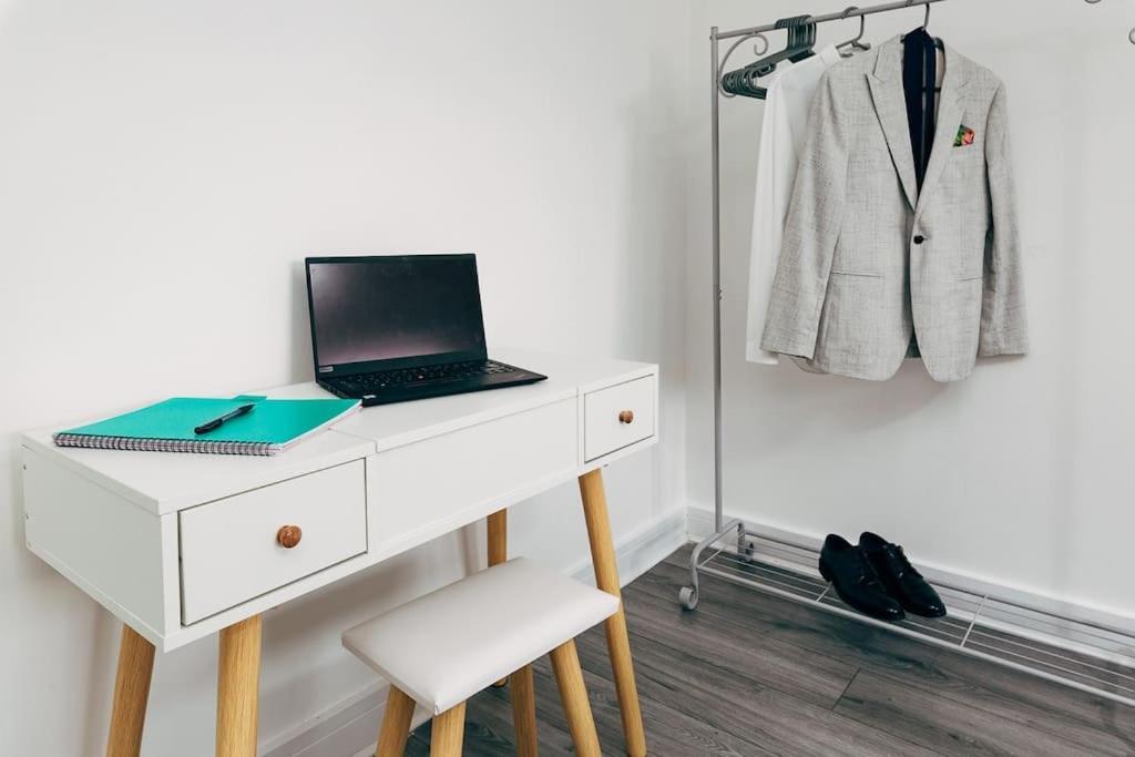 Park & Relax In 1Bd Central Liverpool Home Εξωτερικό φωτογραφία